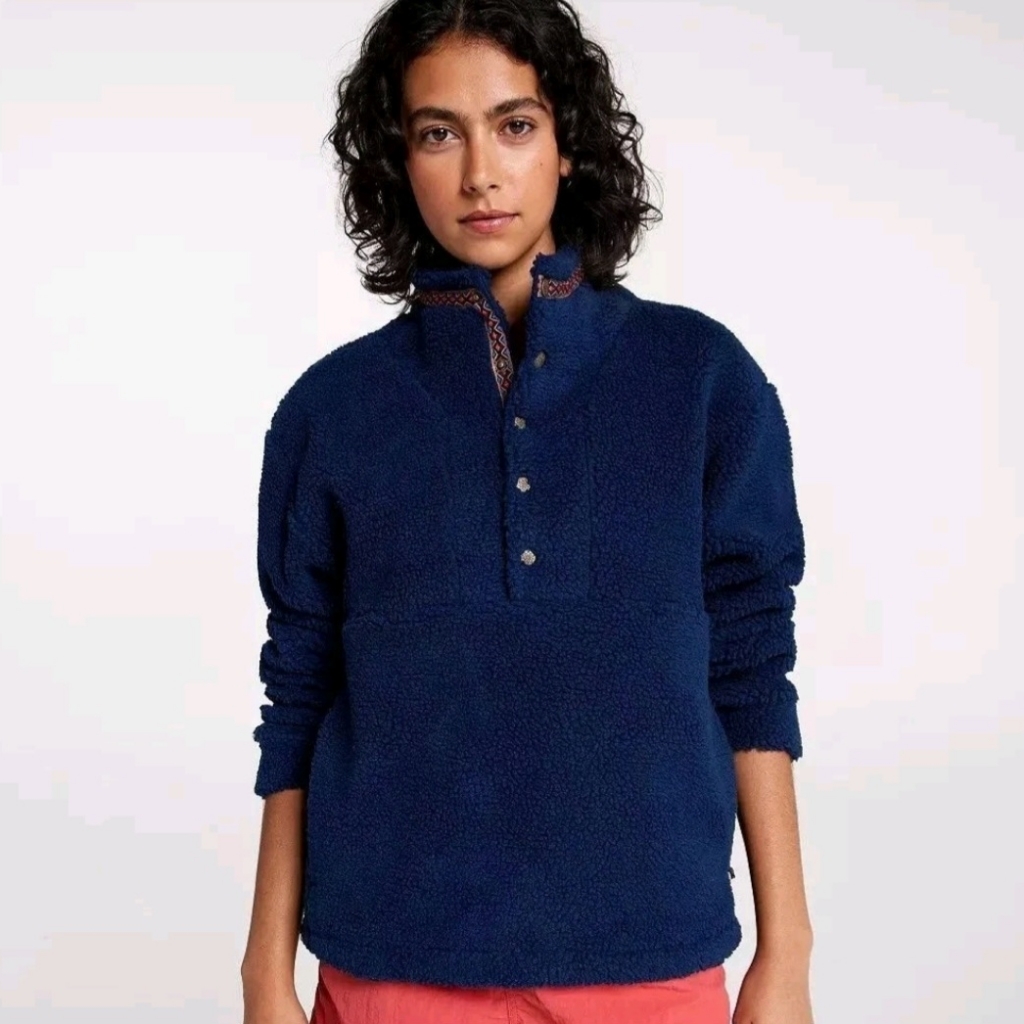 Alpine Design Women's 1/4 Snap Sherpa Pullover Vintage Blue Size S — image 8 of 8